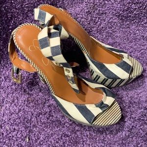 Jessica Simpson 👠 heels!!